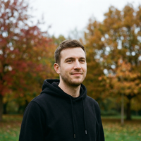 Daniel O., 25